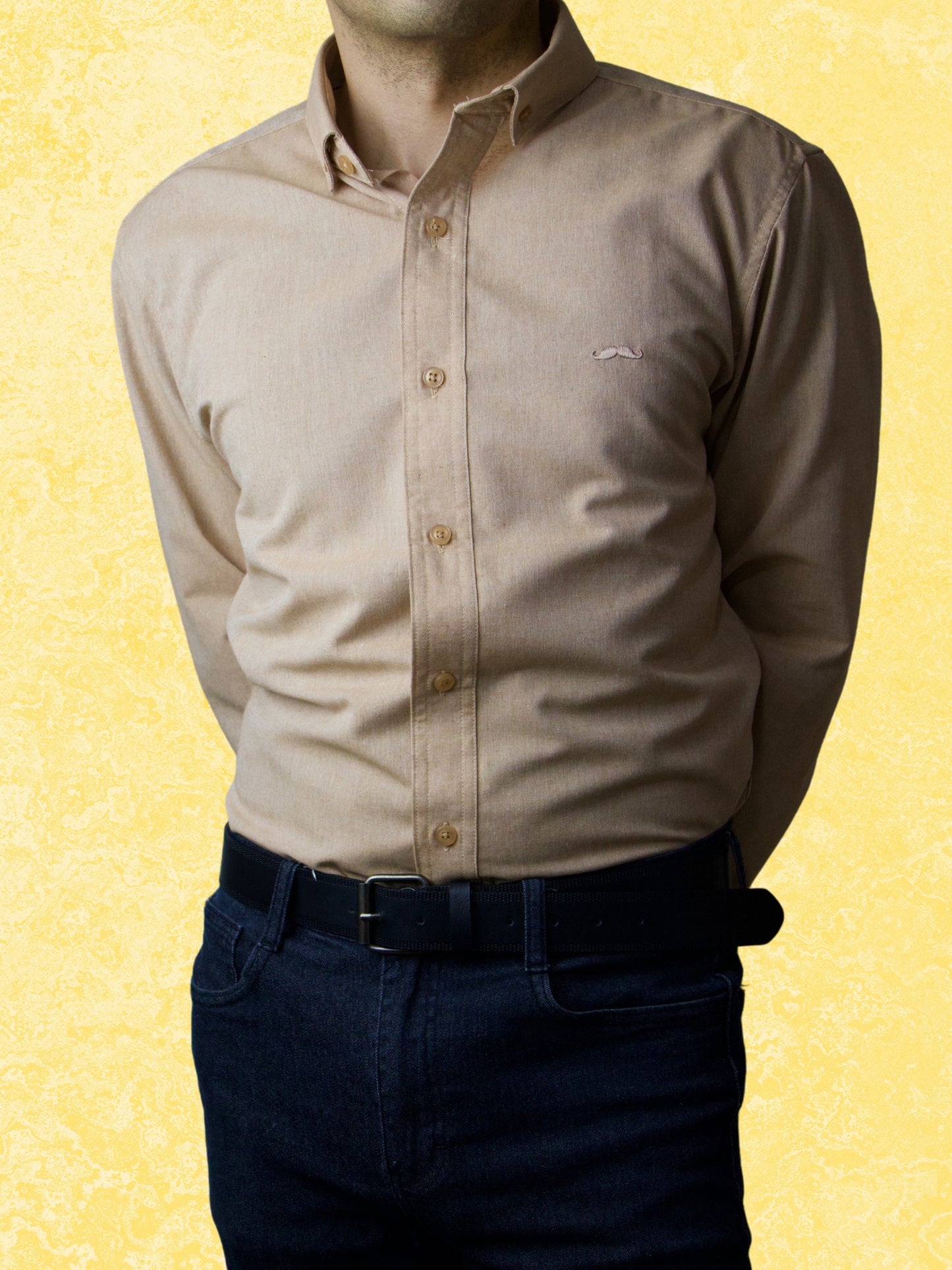 Camisa slim fit - Caqui liso