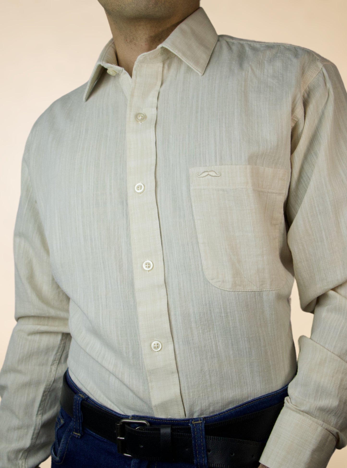 Camisa corte regular - Lino crema