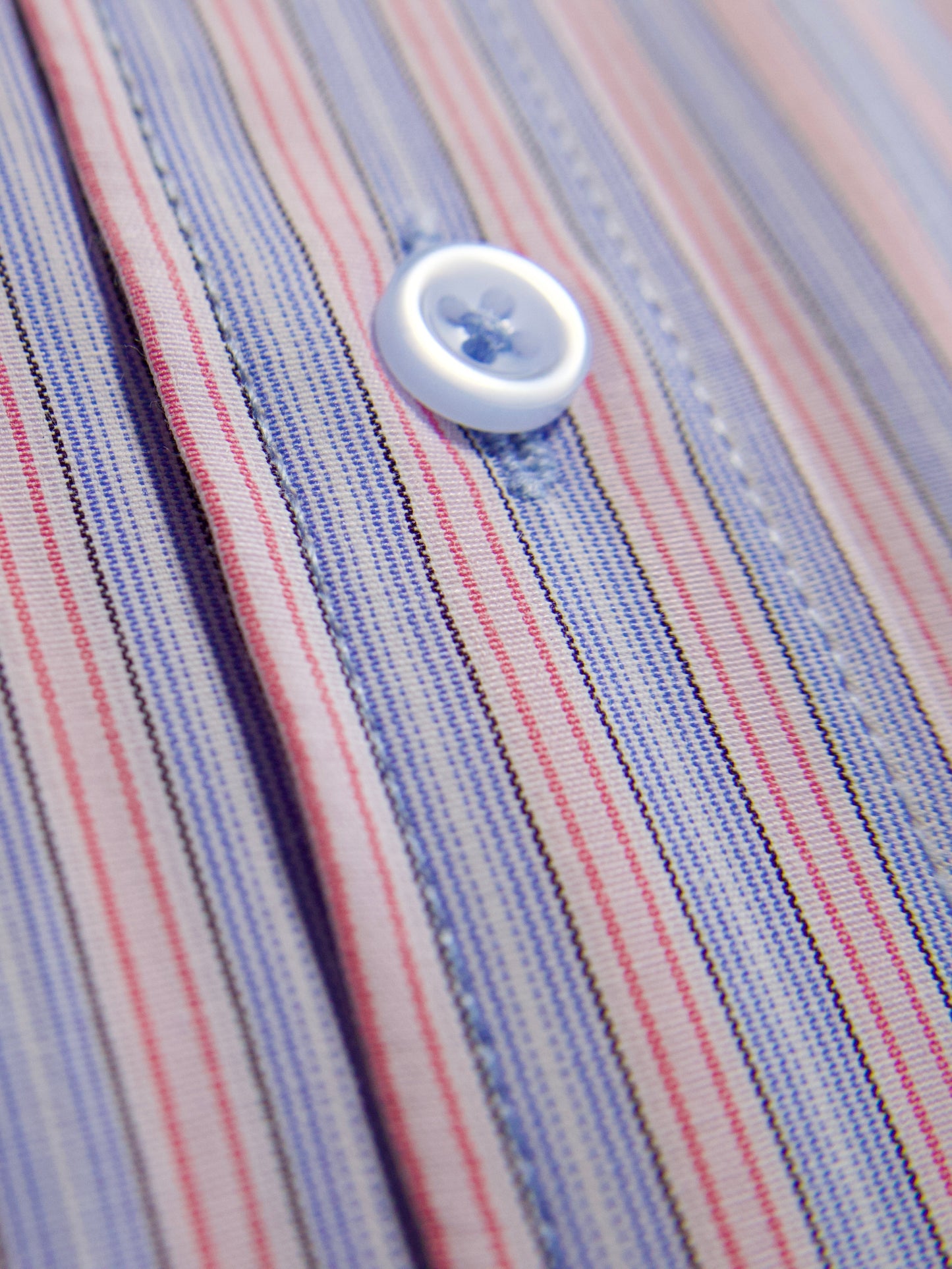 Camisa corte regular - Rayas rojo y azul