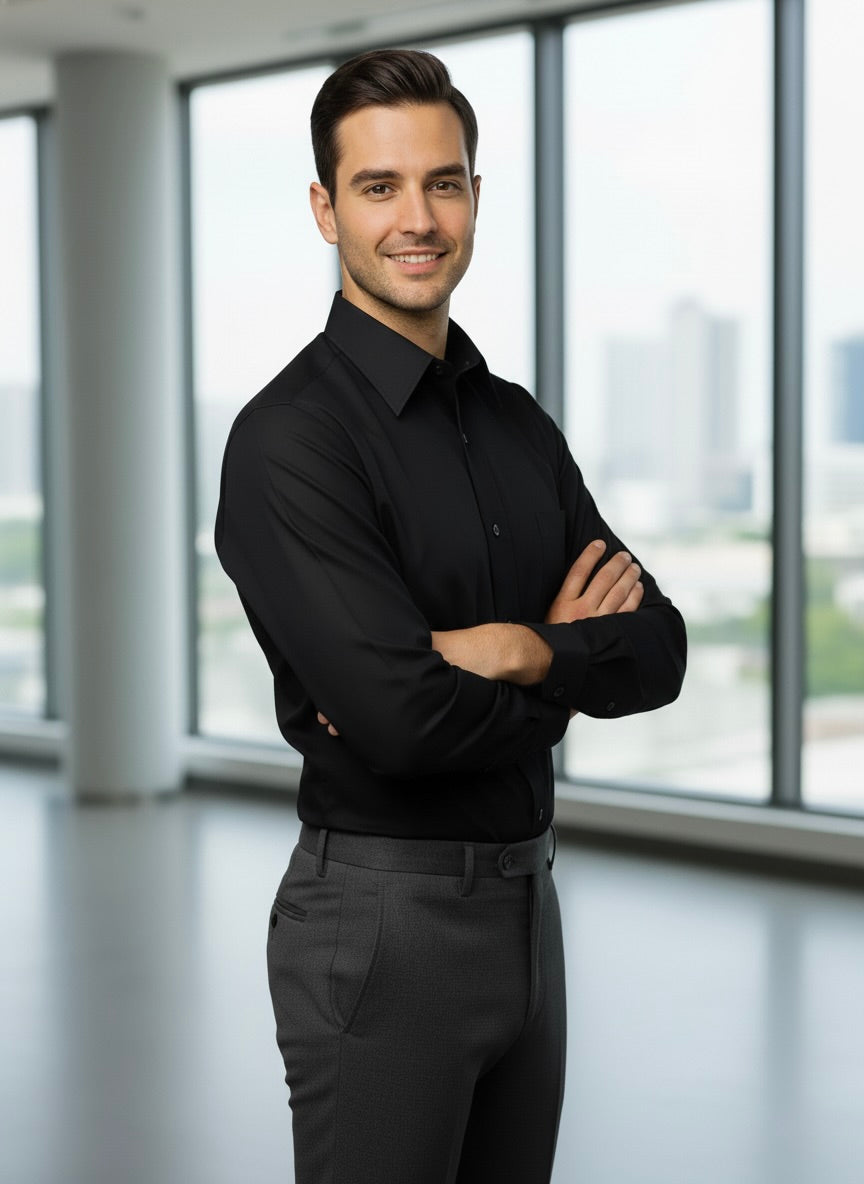 Camisa corte regular - Negro liso